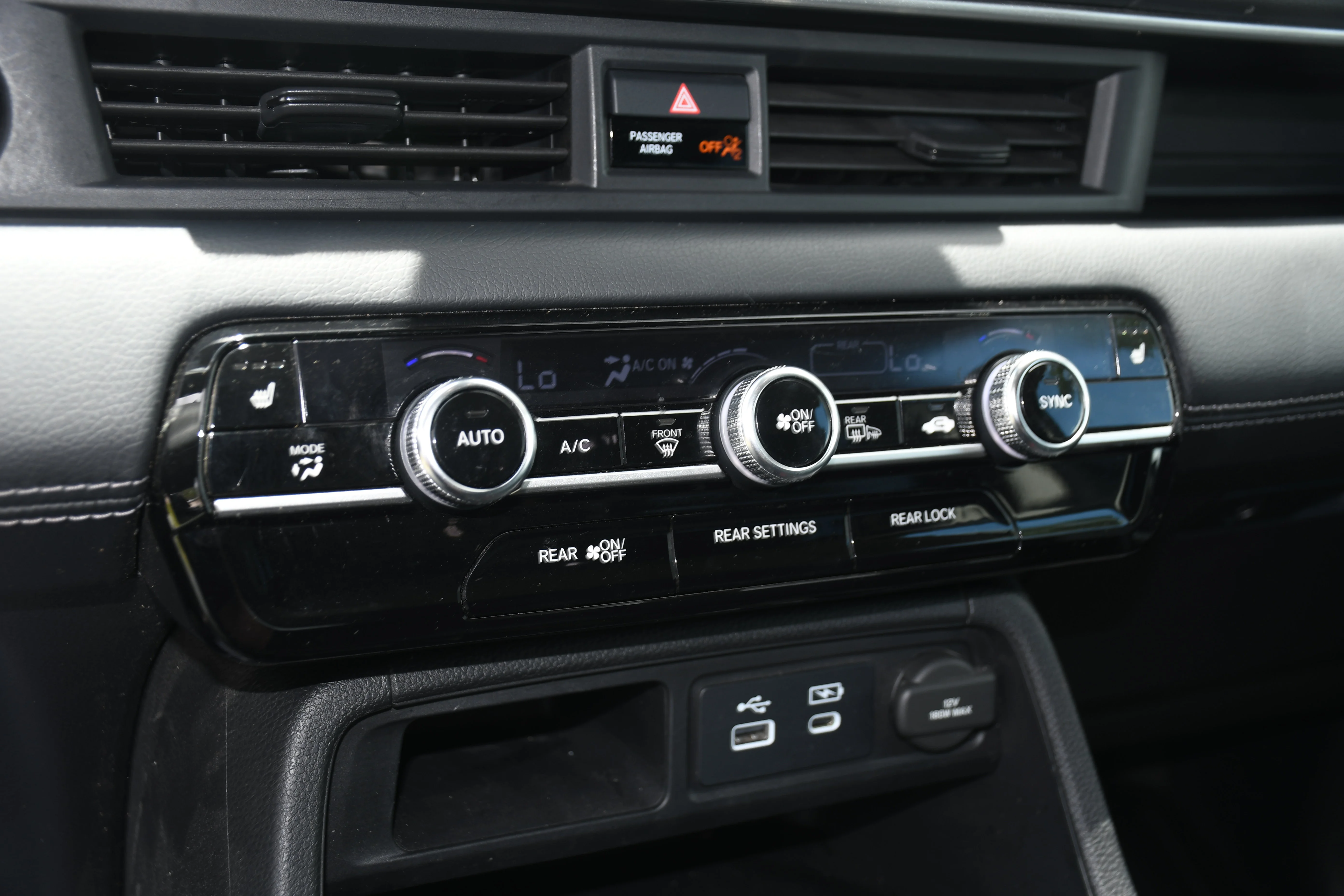 2025 Honda Pilot EX-L - Photo 37