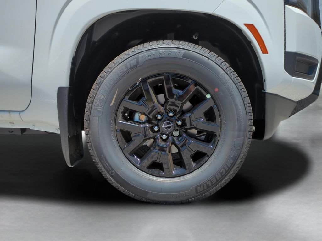 New 2026 Glacier White Nissan Crew Cab SV image 29