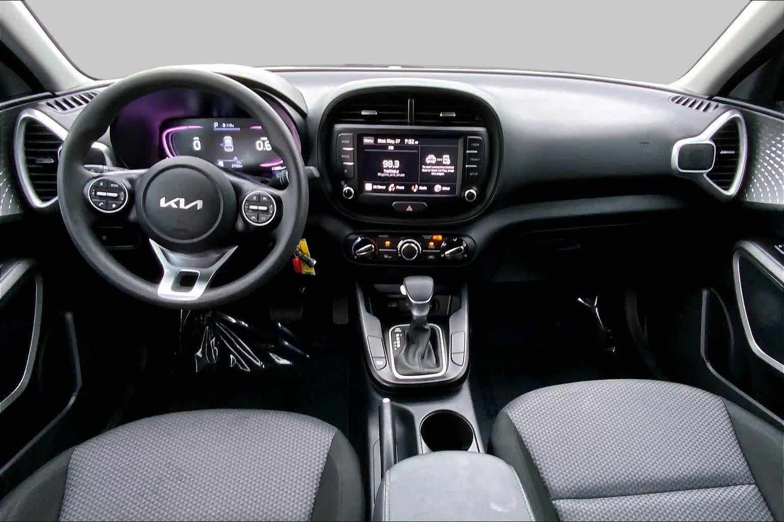 Used 2024 Fusion Black Kia LX image 15