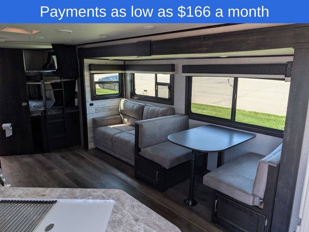 Used 2021 White Jayco Camper image 6