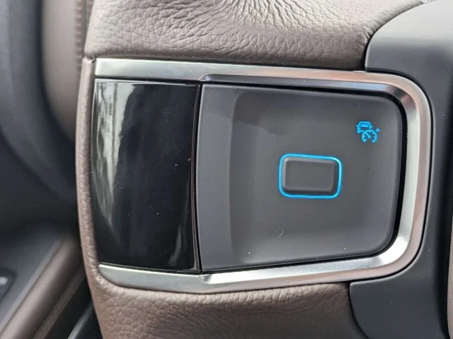 New 2027 Glacier Gray Metallic Tri-Coat Ford MAX King Ranch® image 28