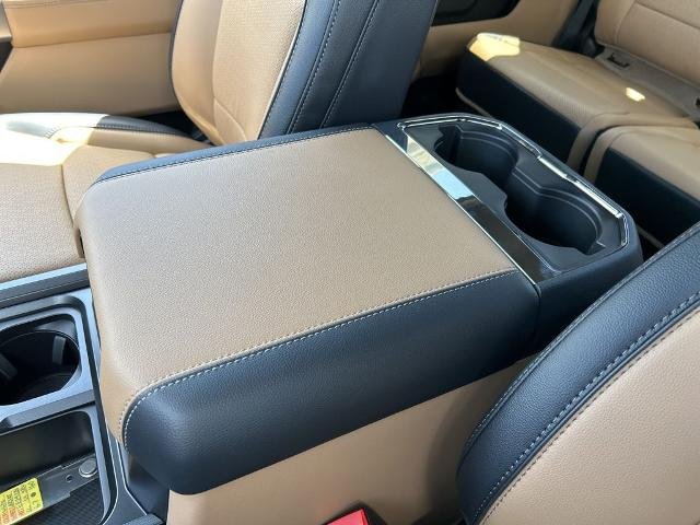 New 2026 Star White Metallic Tri-Coat Ford Lariat image 81