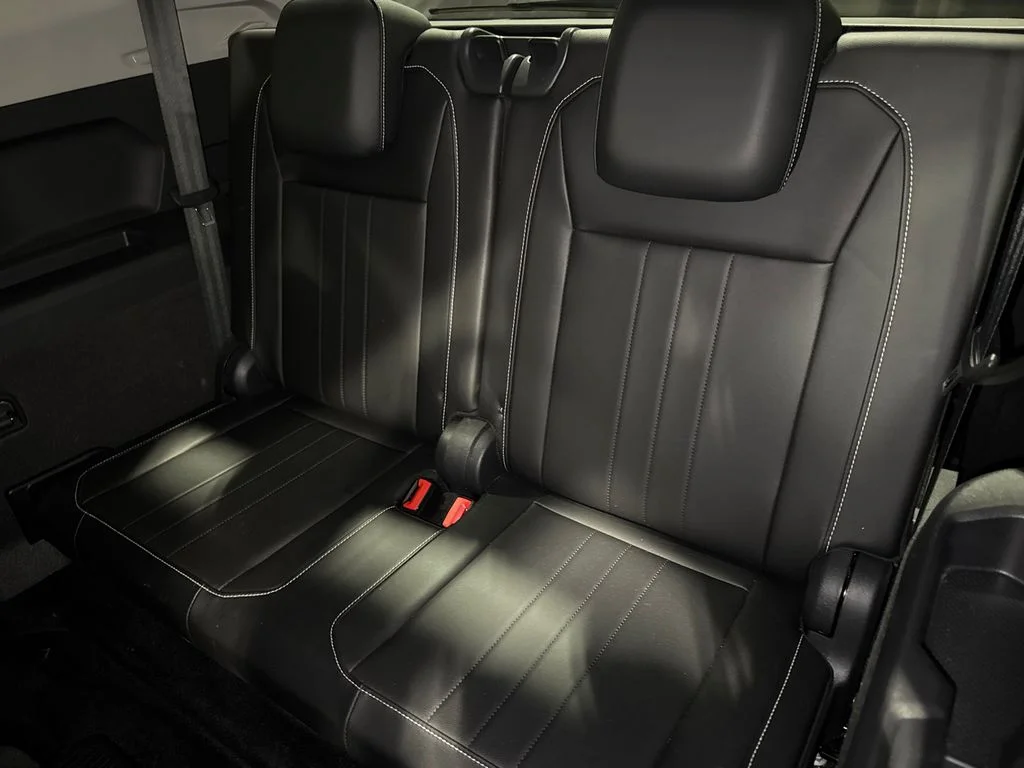 Used 2024  Volkswagen SE image 13
