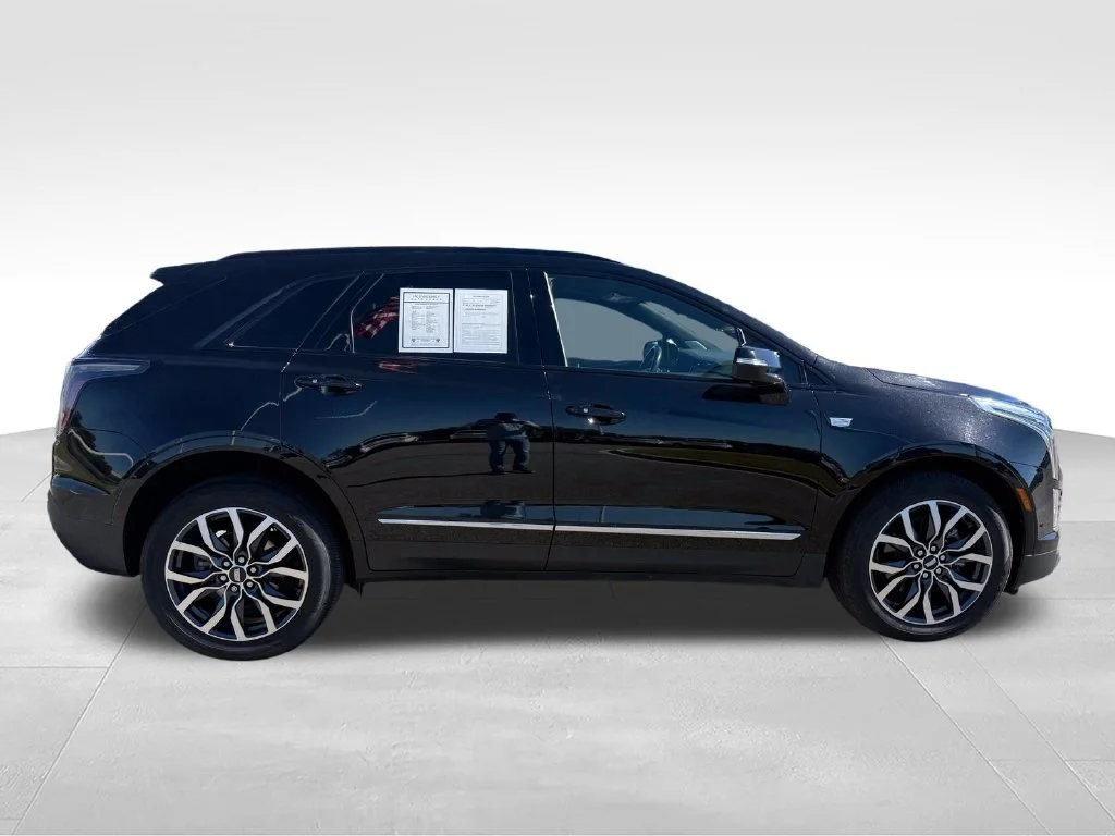 Used 2021 Black Cadillac Sport image 29