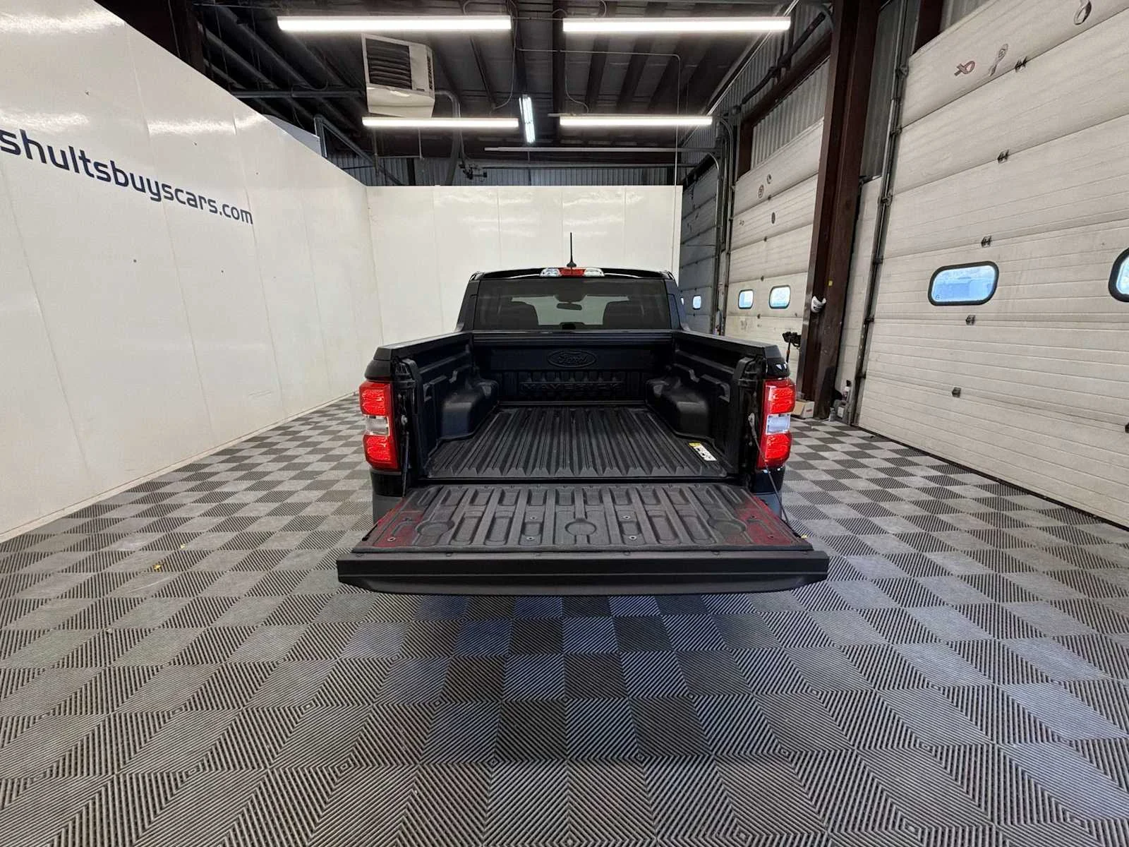 Used 2024 Shadow Black Ford XL image 19