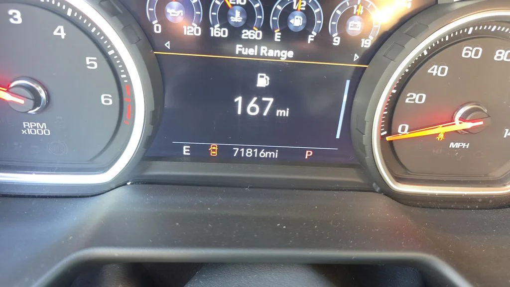 Used 2021 Gray Chevrolet Premier image 22