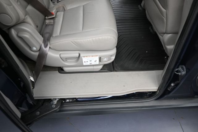 Used 2015 Obsidian Blue Pearl Honda EX-L image 14