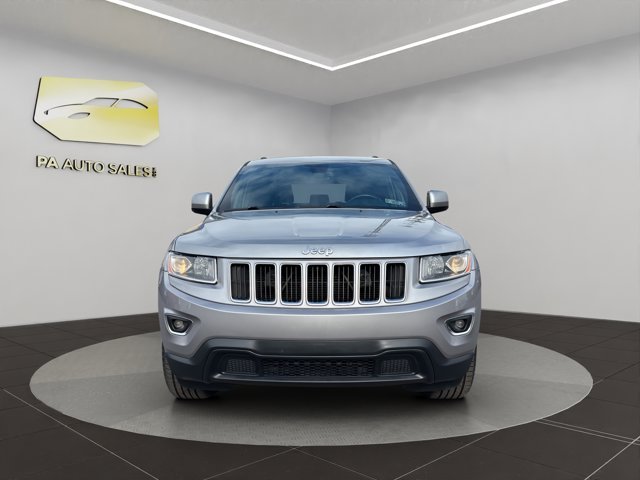 2016 Jeep Grand Cherokee Laredo photo 2