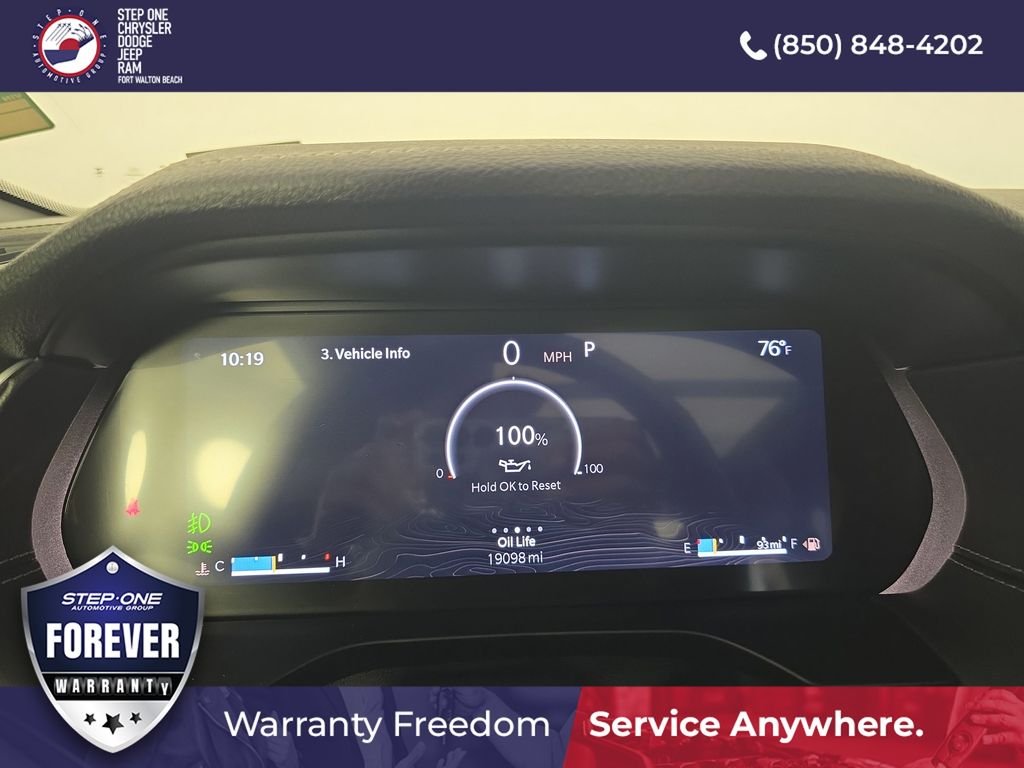 Used 2025 Silver Jeep Limited image 41