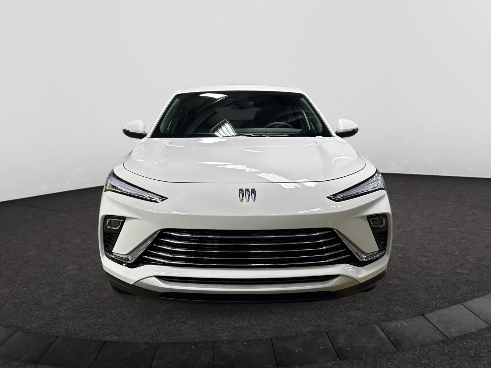 New 2026 Summit White Buick Preferred image 8