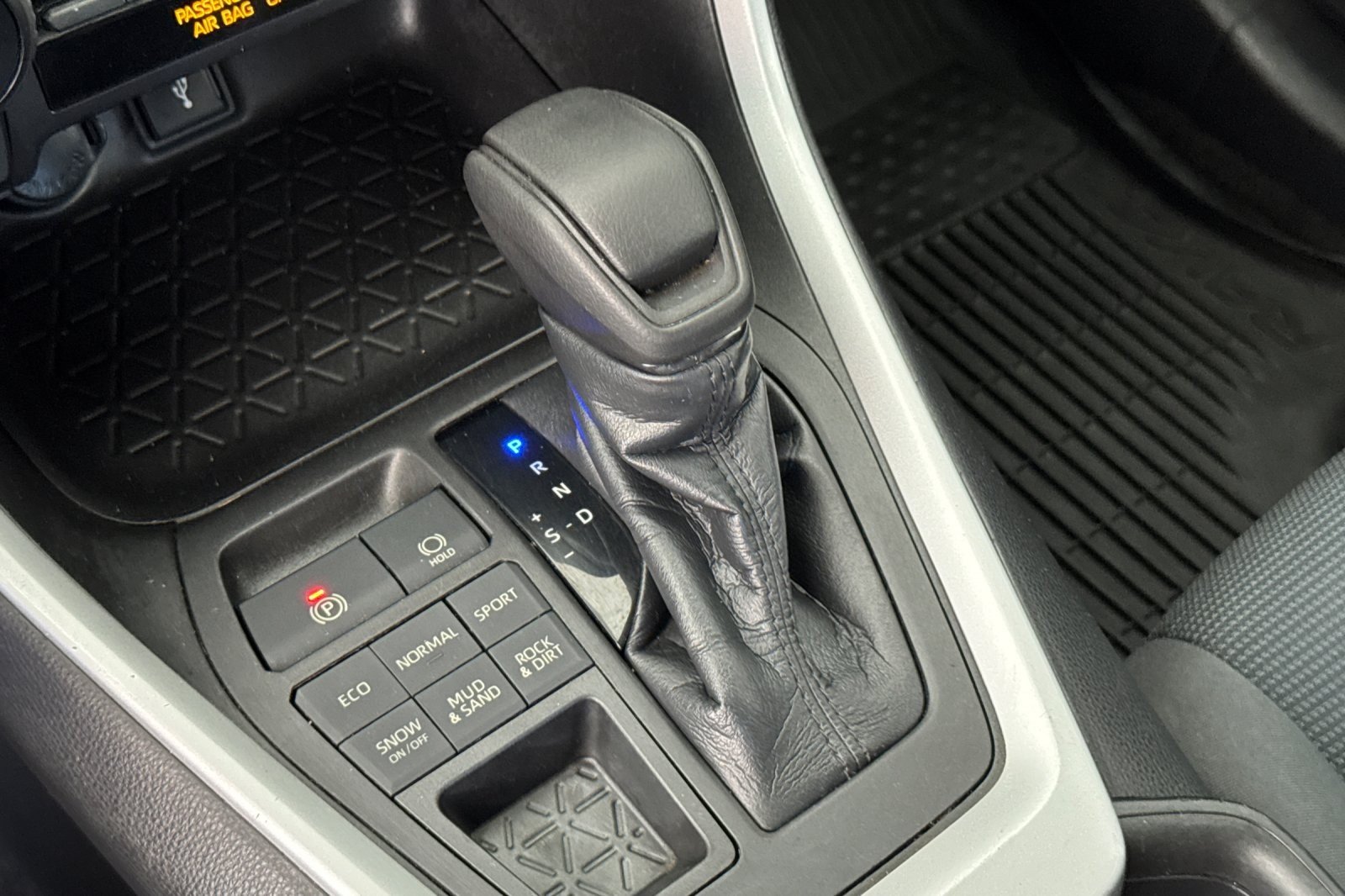 Used 2021 MAGNETIC GRAY Toyota LE image 20