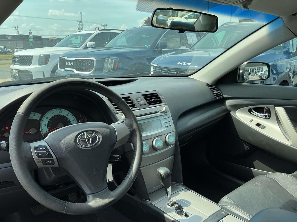 Used 2007 Gray Toyota SE image 20