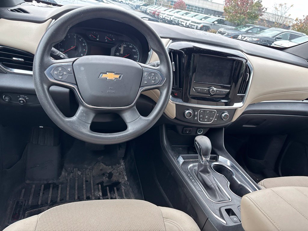 Used 2022 Blue Chevrolet LS image 9