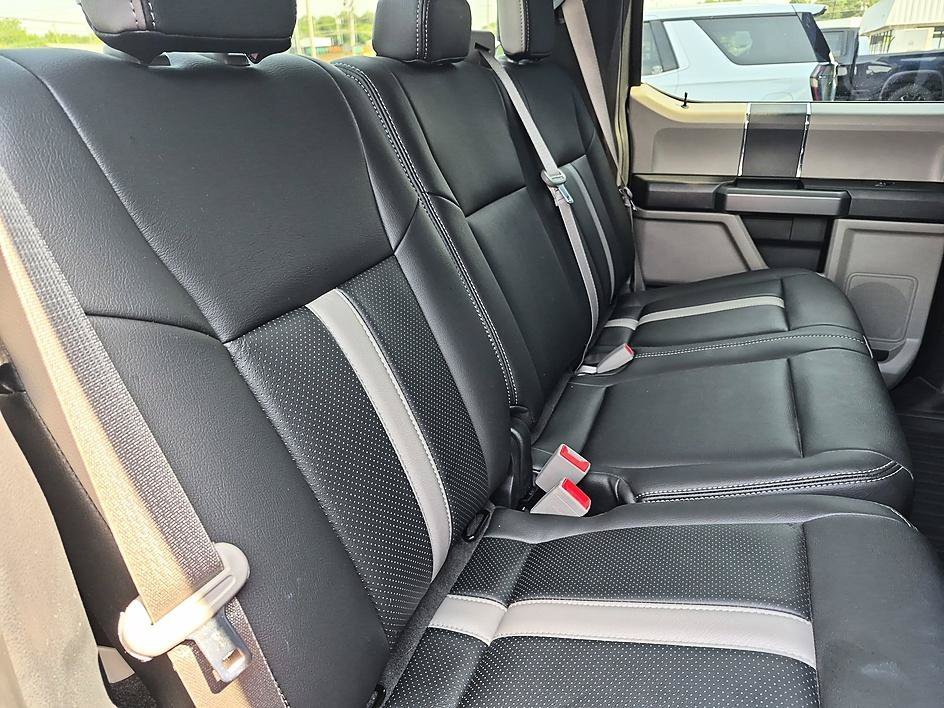 Used 2020 Magnetic Ford XLT image 30