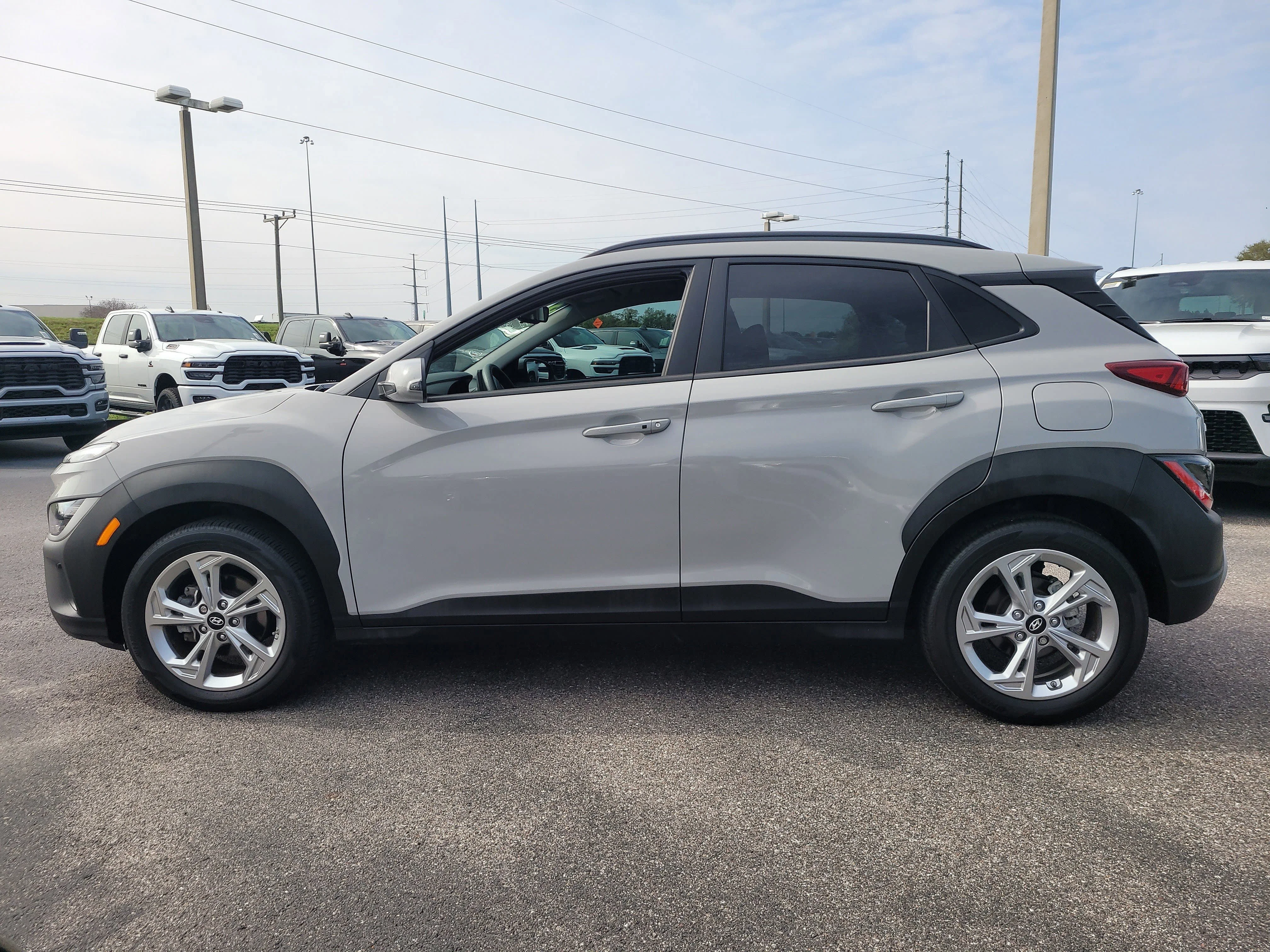 Used 2023 Cyber Silver Hyundai SEL image 7