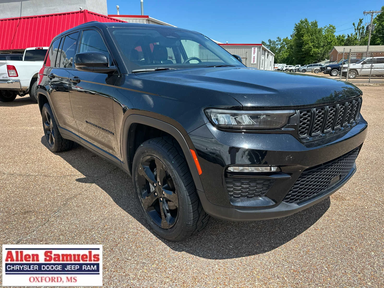 2023 Jeep Grand Cherokee Limited's photo