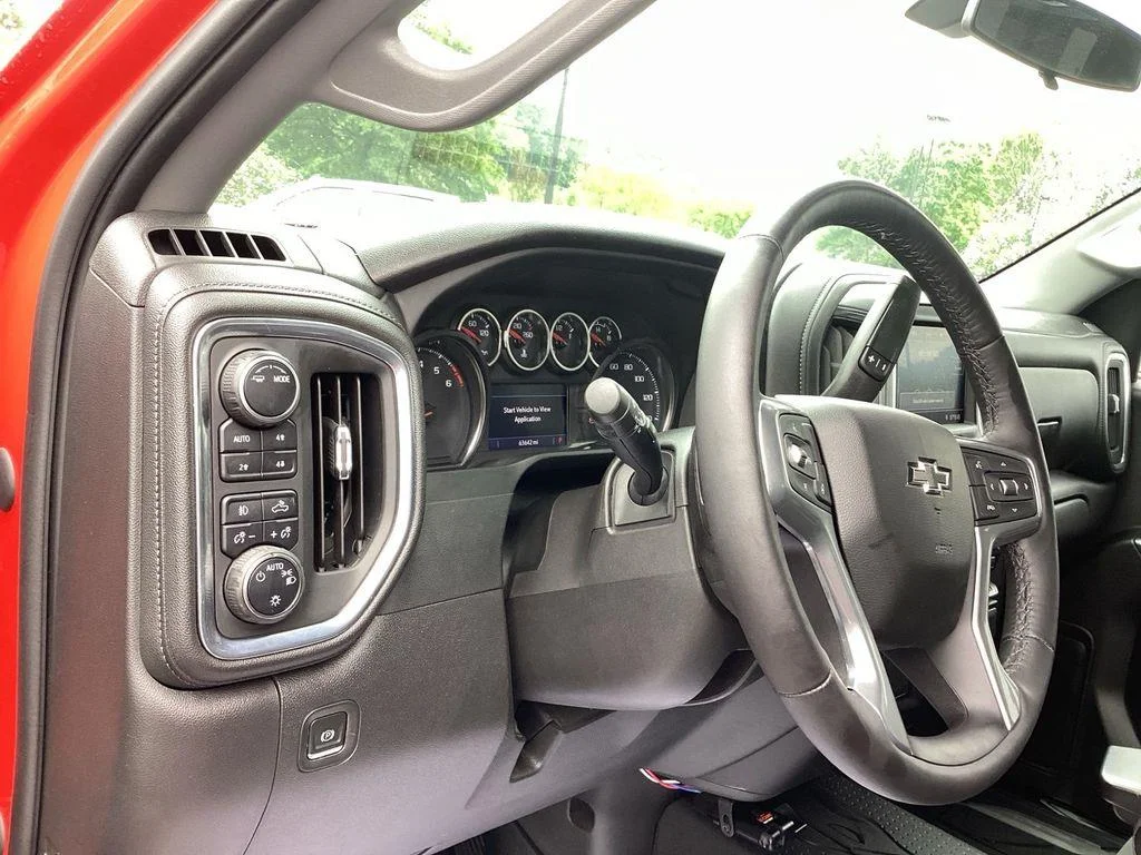 Used 2022 Red Hot Chevrolet RST image 9
