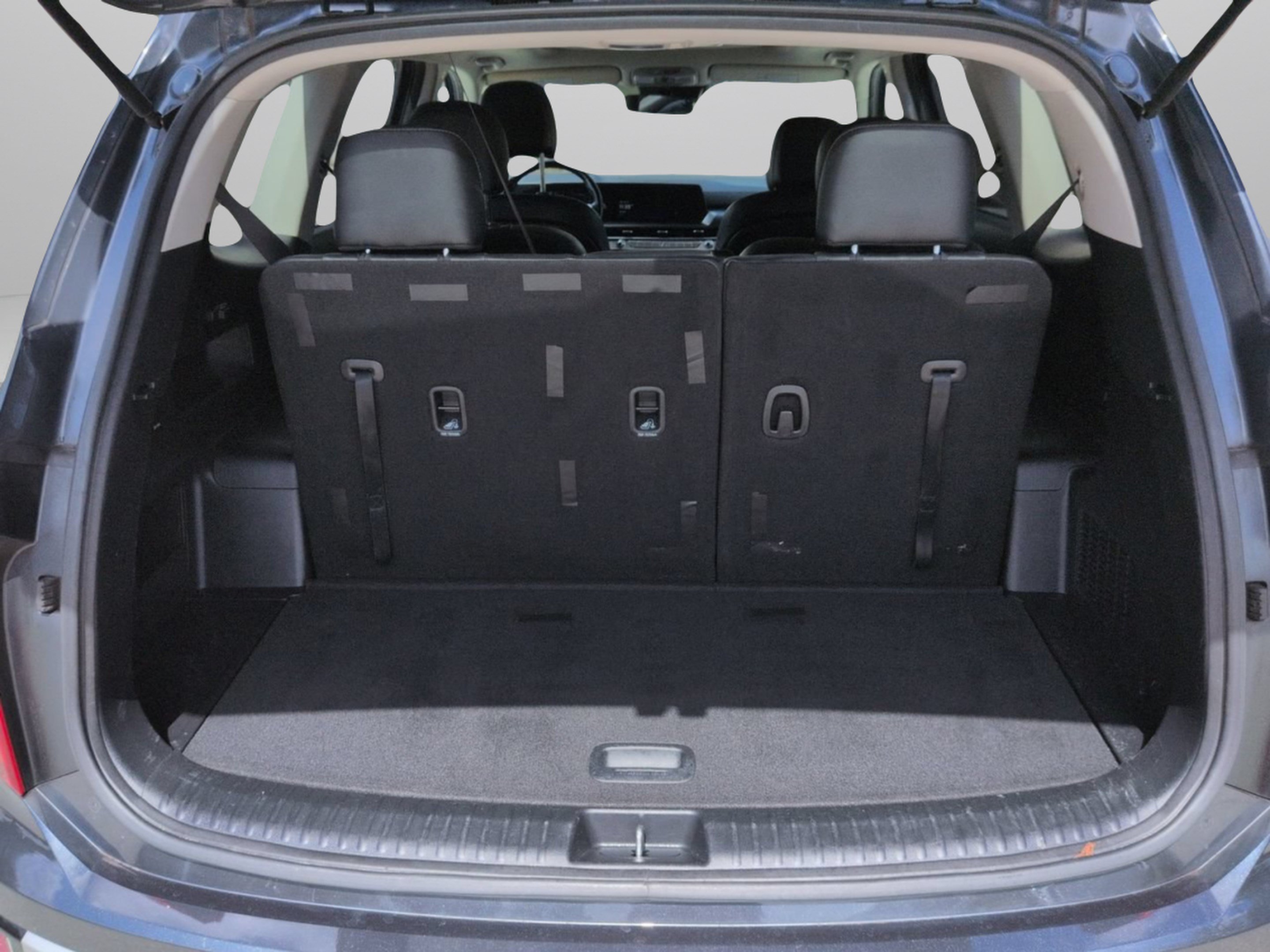 Used 2023 Gravity Gray Kia S image 16