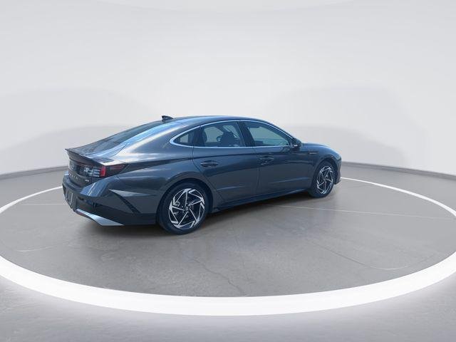 New 2026 Gray Hyundai SEL Sport image 8