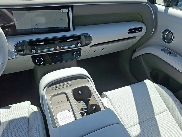 New 2027 Gray Hyundai SEL image 11