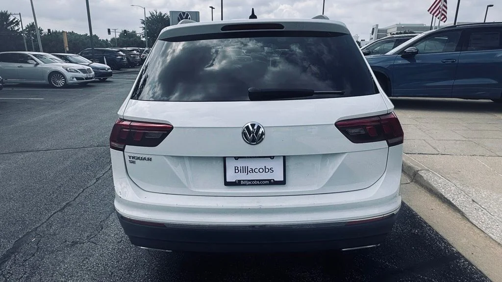 Used 2020 Pure White Volkswagen 2.0T SE image 5