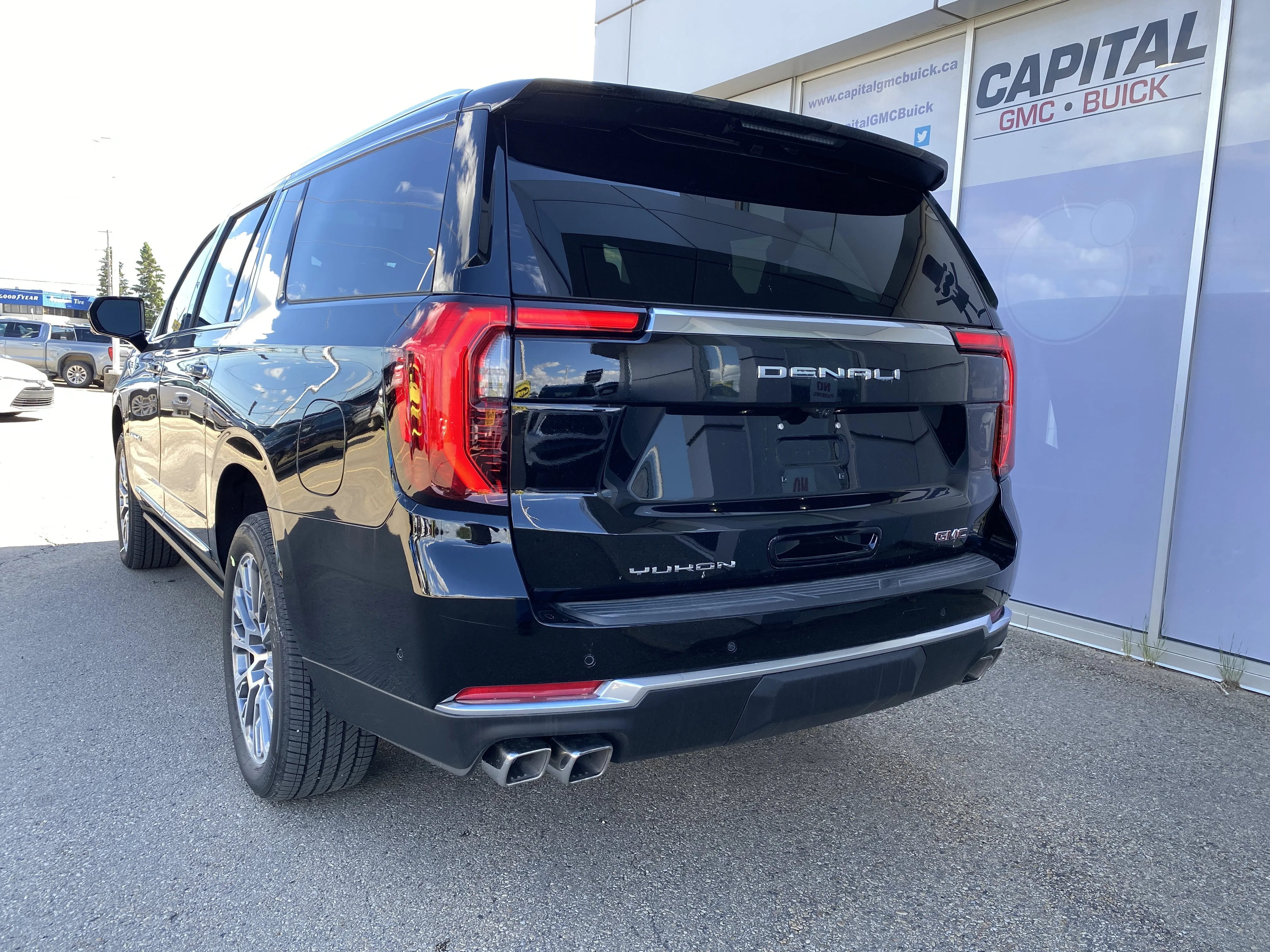 New 2026 ONYX BLACK GMC Denali image 4