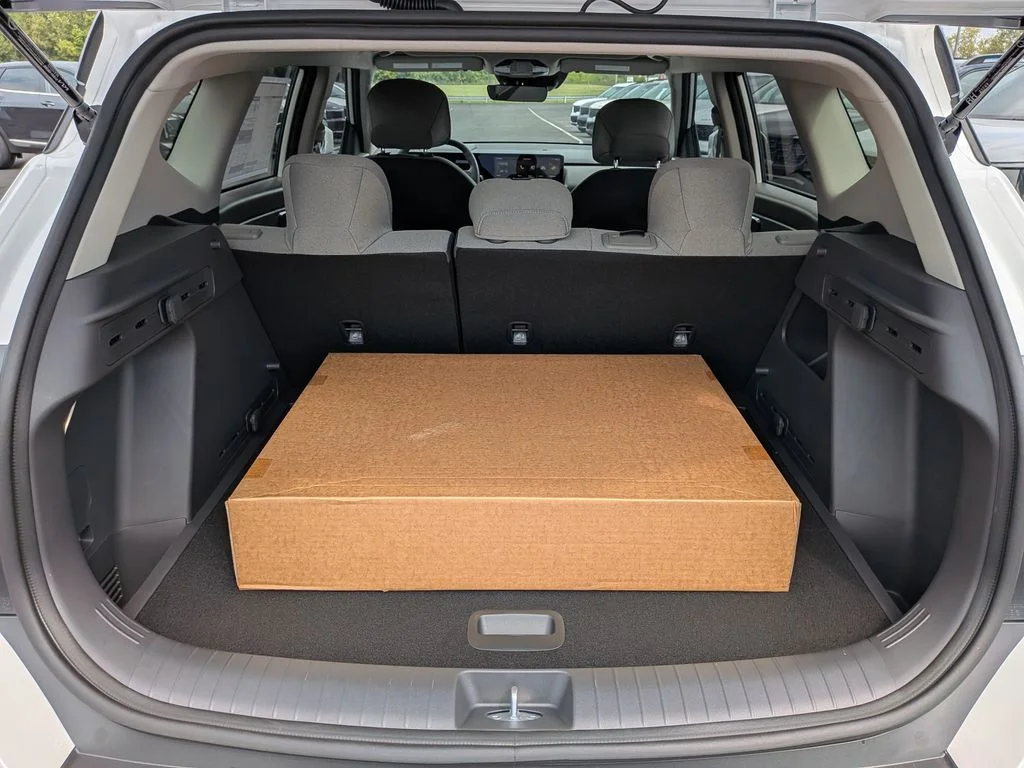 New 2027 Snow White Pearl Kia LX image 47