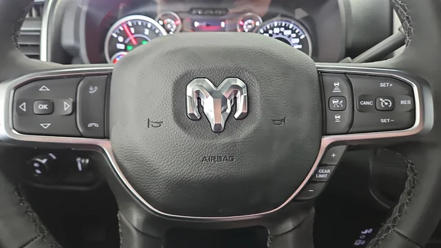 New 2026 Diamond Black Crystal Pearl-Coat Exterior Paint RAM Big Horn image 16