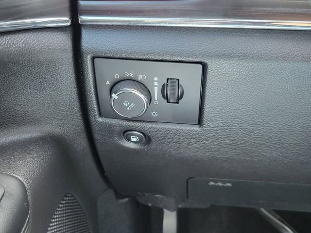 Used 2020 Blue Jeep Limited image 13