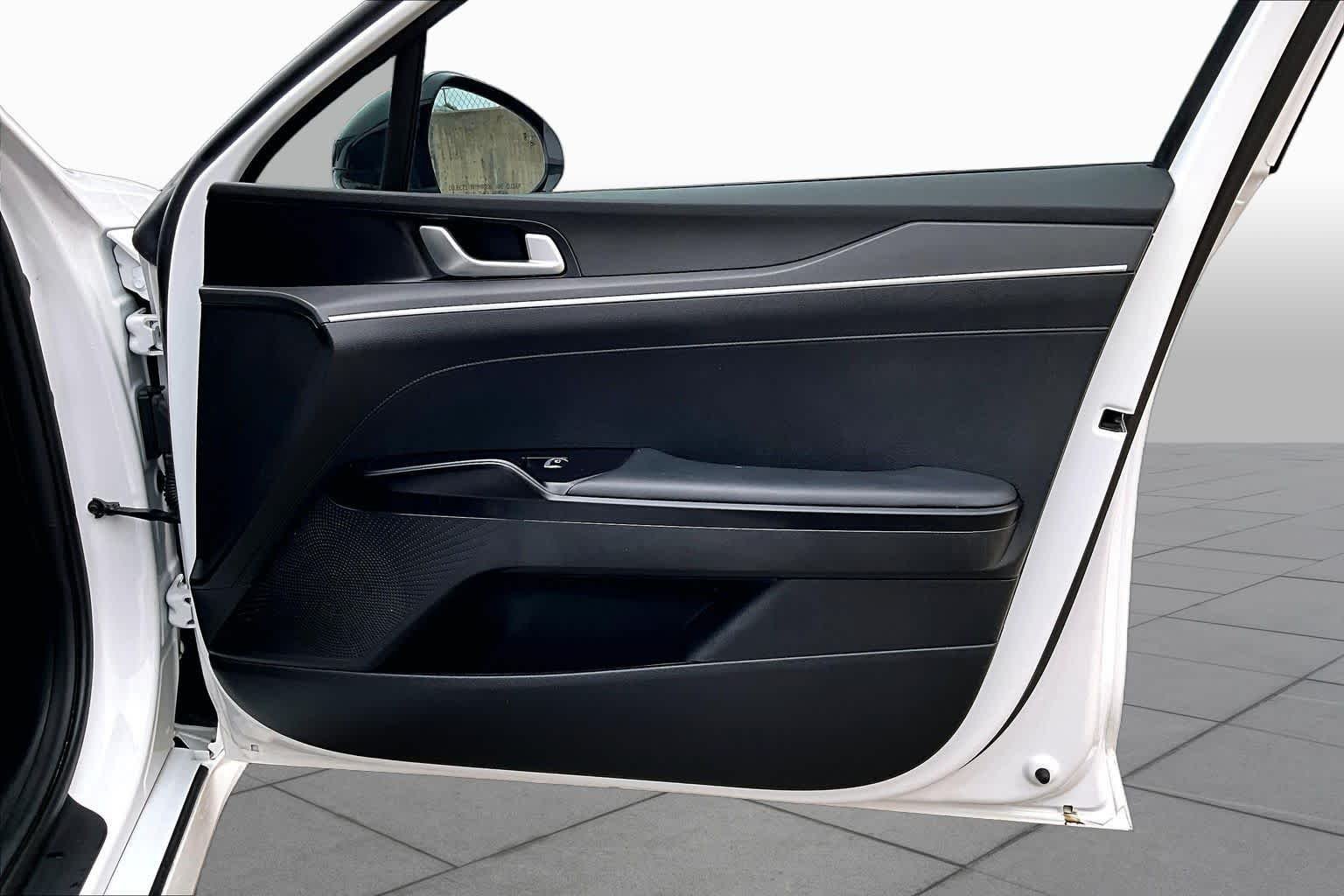 Certified Used 2024 Glacial White Pearl Kia GT-Line image 23