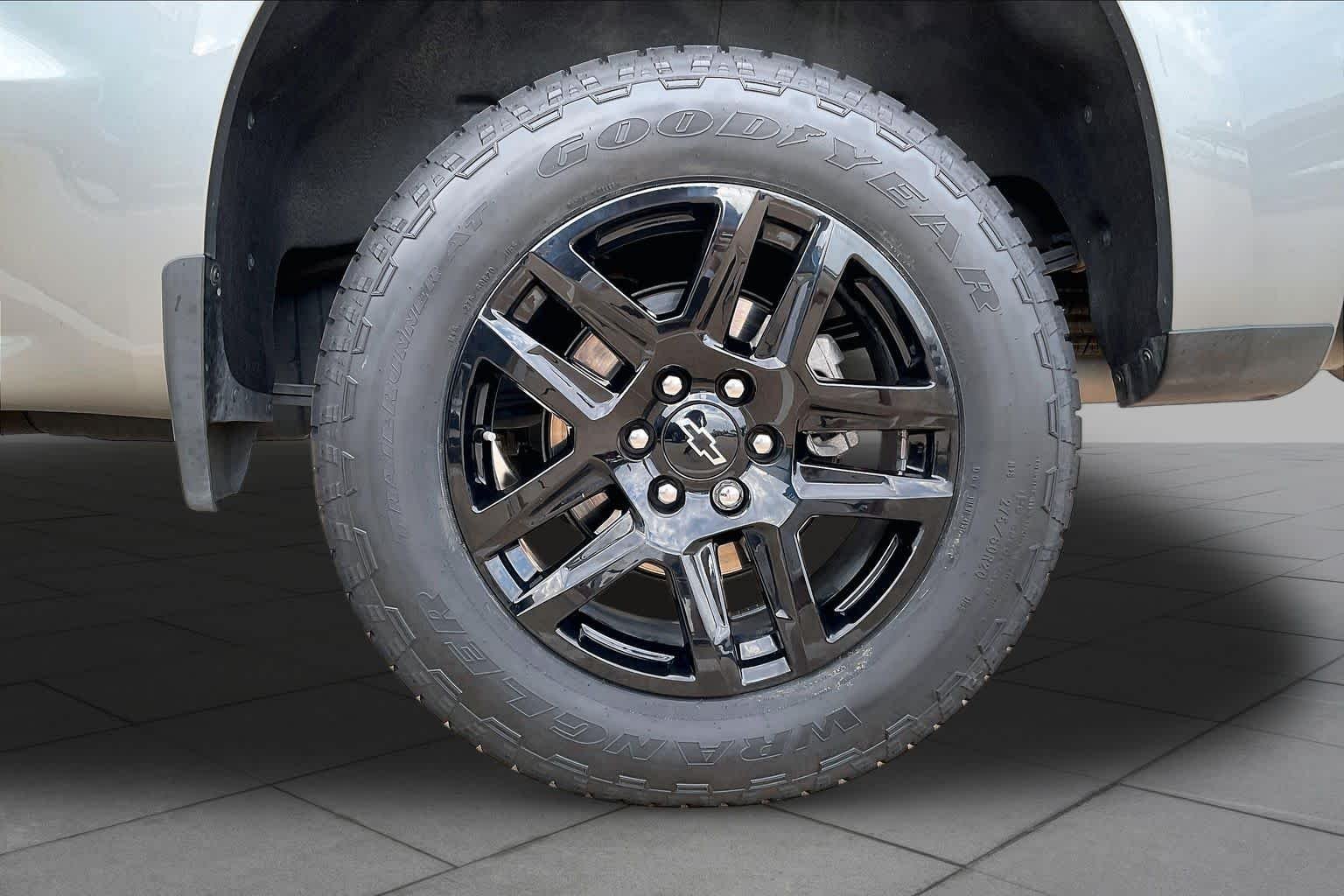 Certified Used 2025 Sterling Gray Metallic Chevrolet RST image 11
