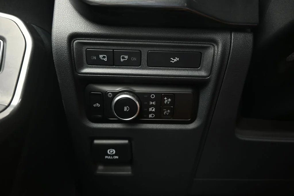Used 2023 Black Ford XLT image 23