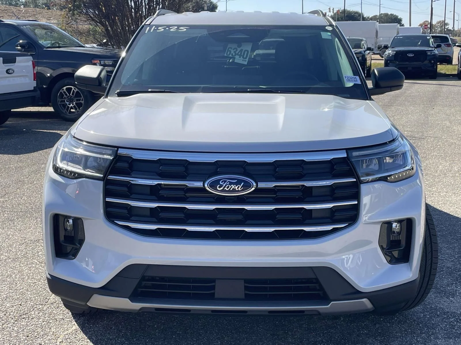 2026 Ford Explorer - Photo 7