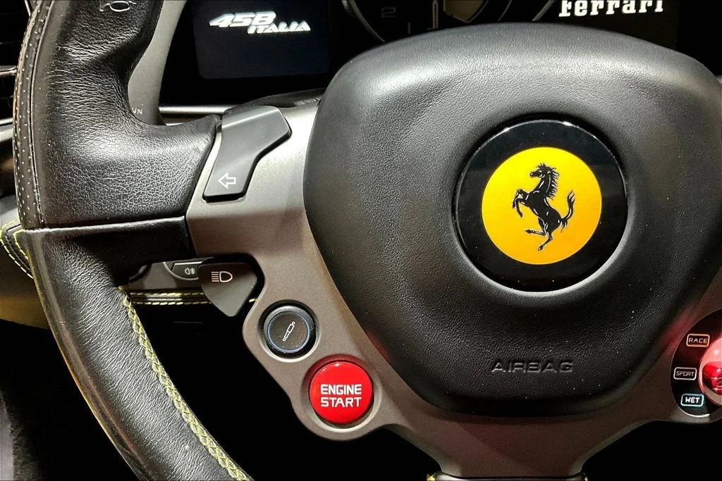 Used 2013 Giallo Modena Ferrari  image 11