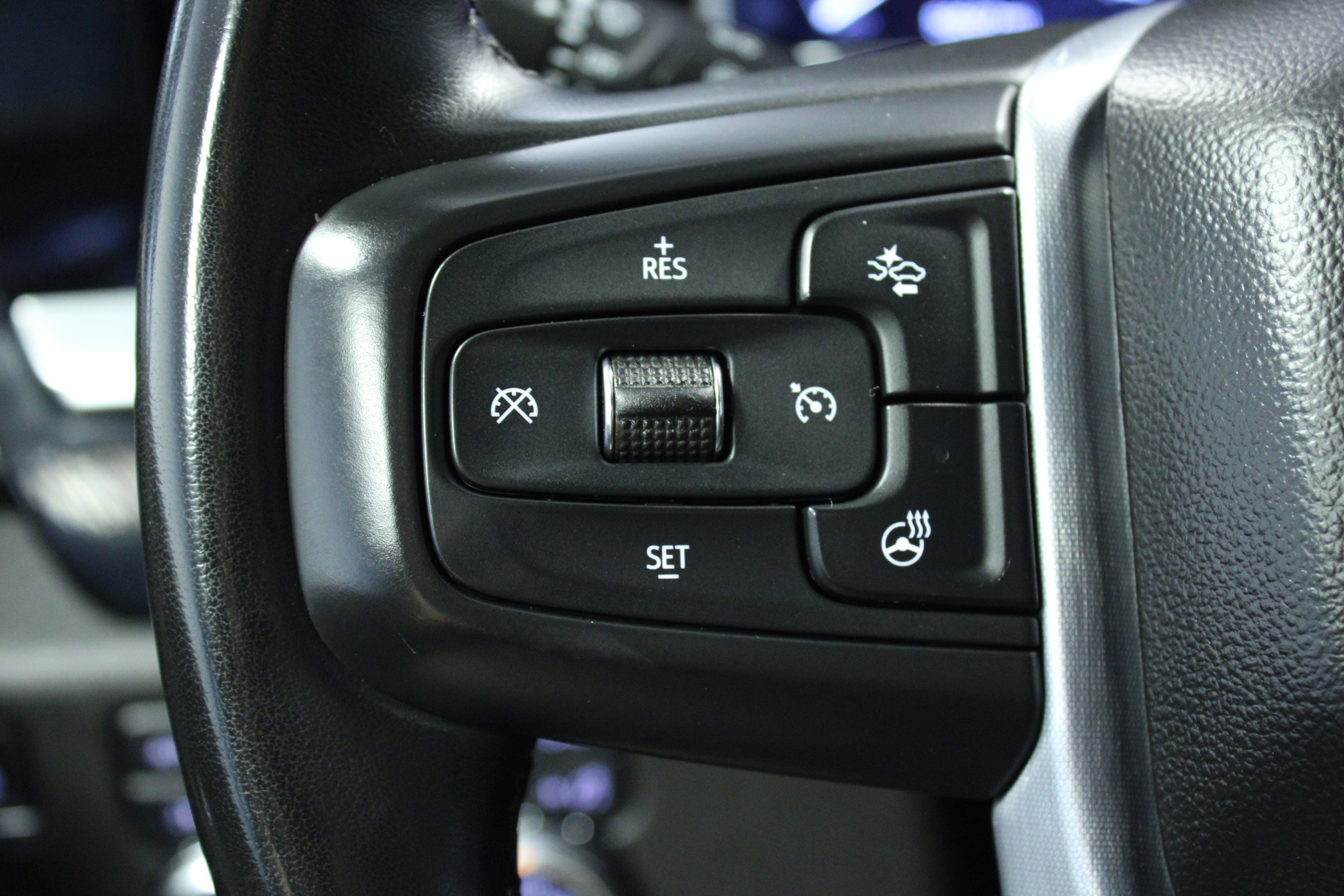Used 2024 Summit White GMC SLT image 20