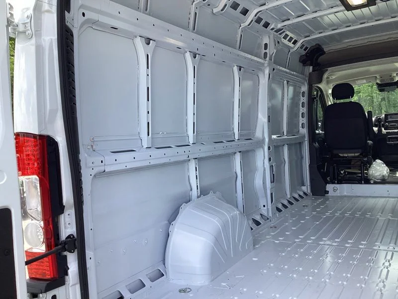 New 2026 Bright White Clear-Coat Exterior Paint RAM High Roof image 18