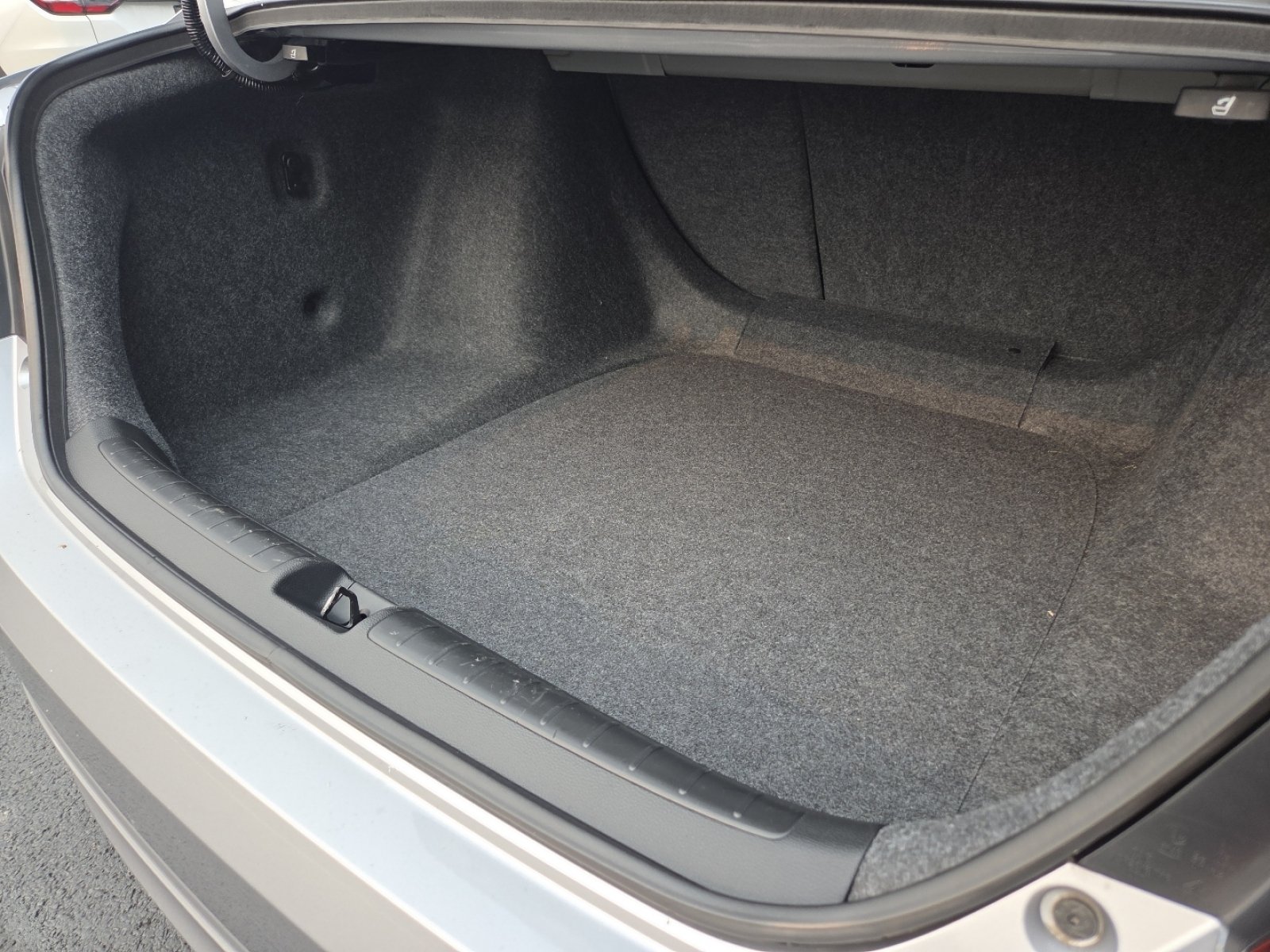 2019 Honda Accord EX-L - Photo 24