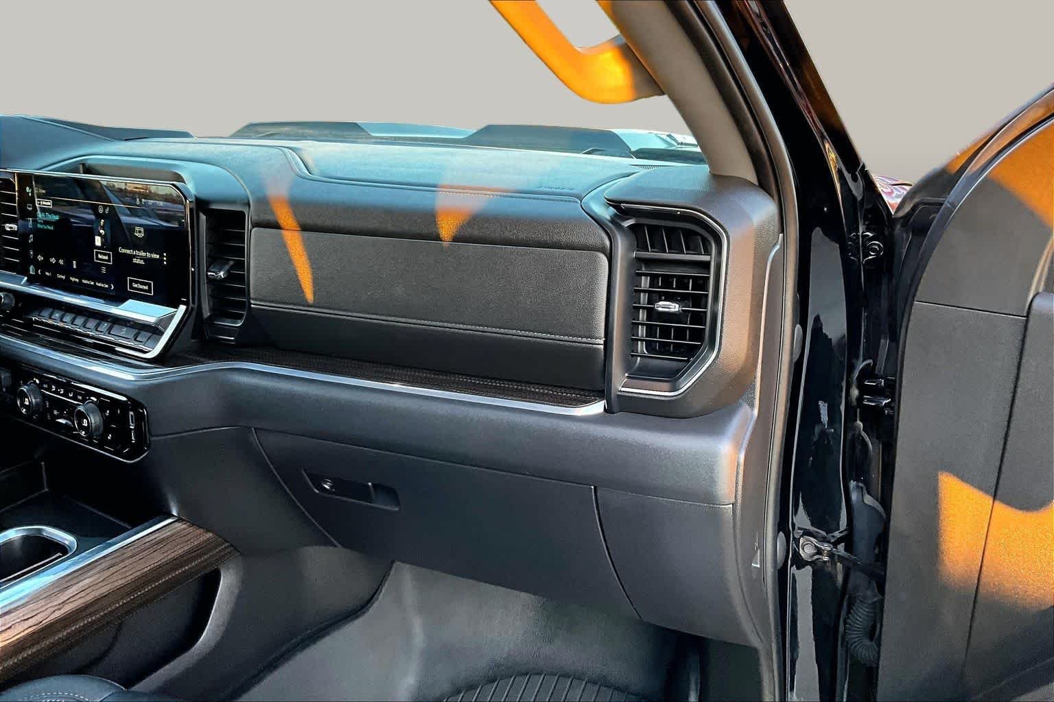 Used 2022 Black Chevrolet LT Trail Boss image 19