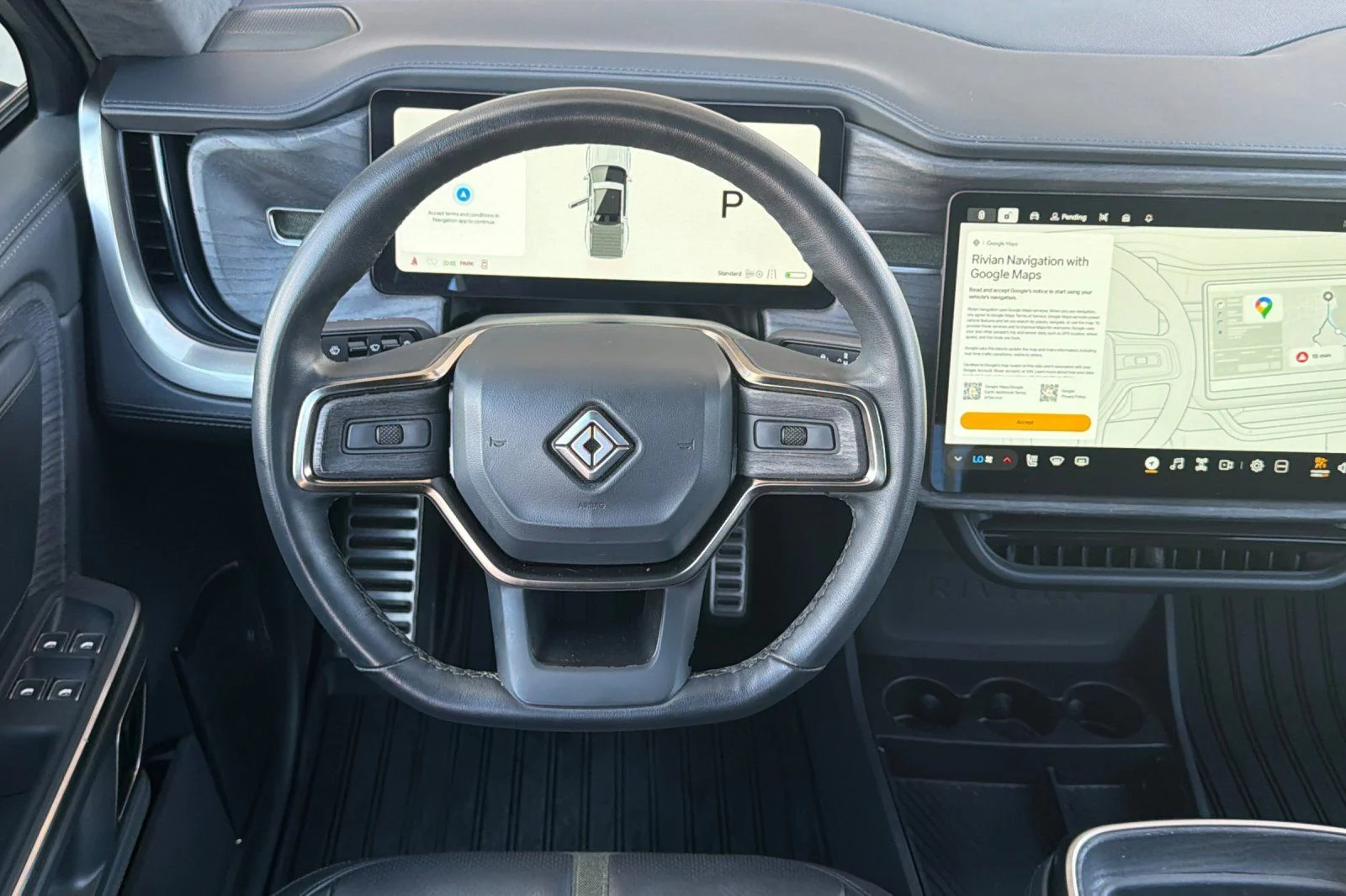 Used 2023  Rivian Adventure image 18