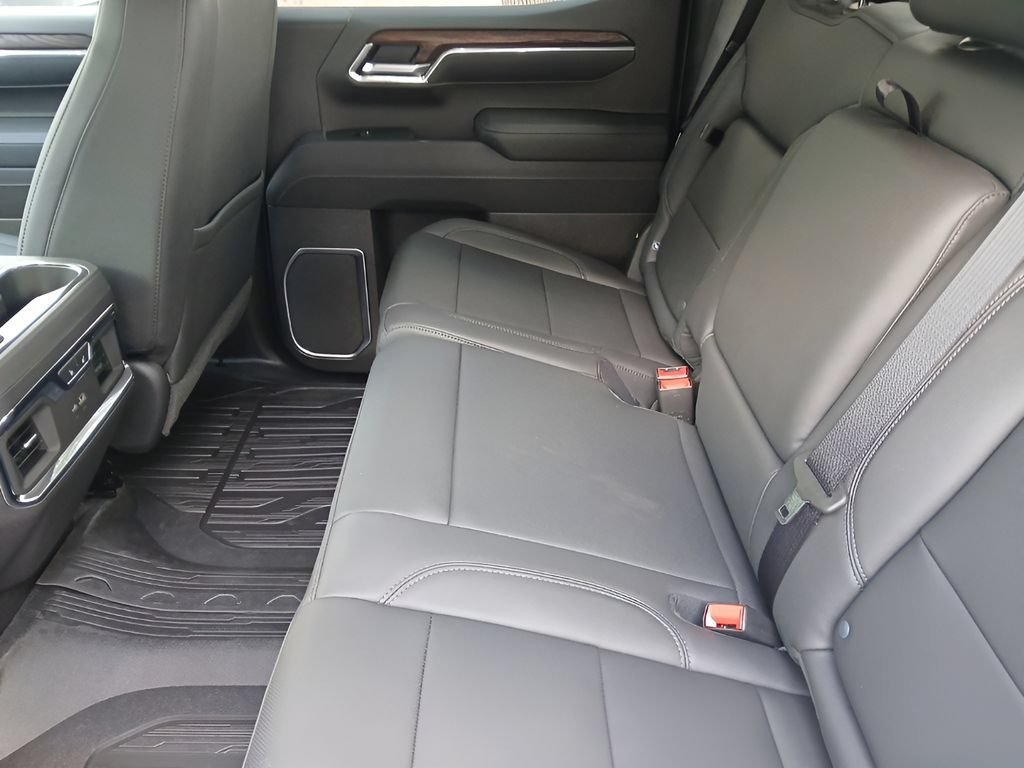 New 2026 Onyx Black GMC SLT image 19