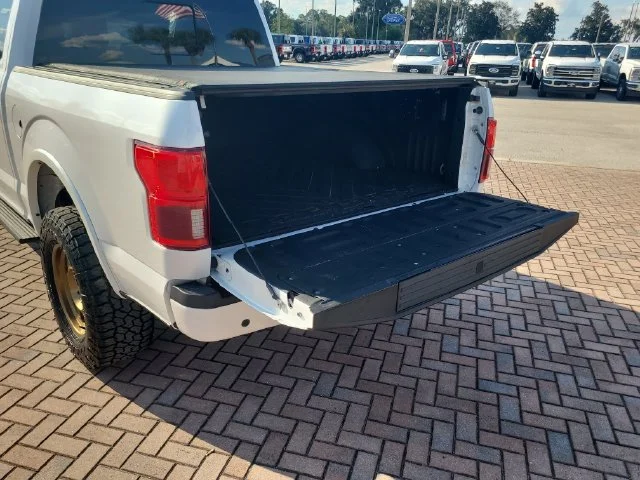 Used 2019 White Ford Lariat image 10