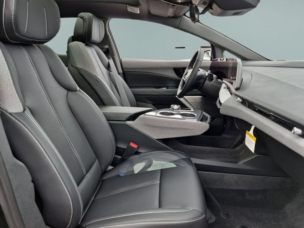 2027 Cadillac OPTIQ Luxury - Photo 27