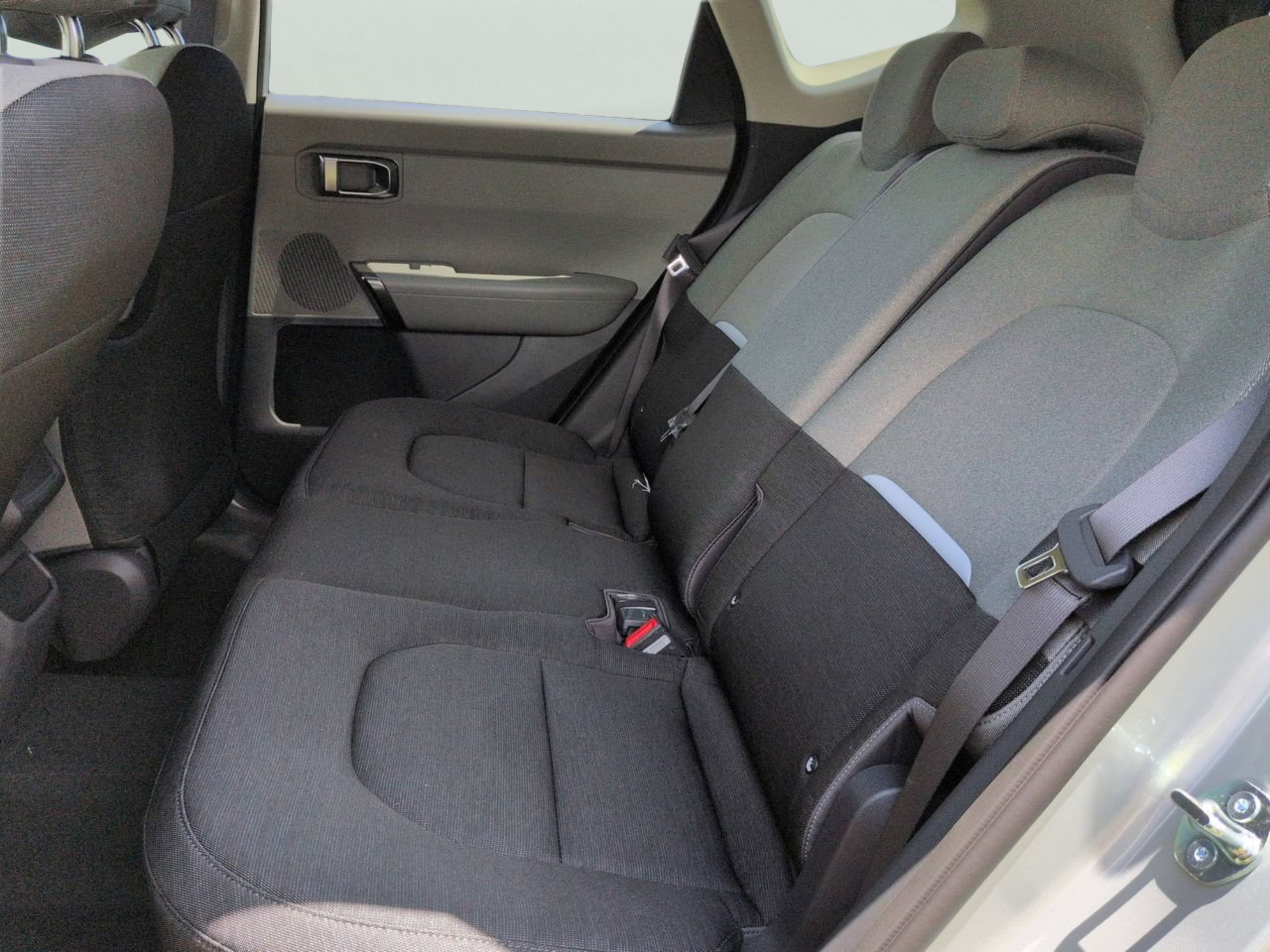 New 2027 Ivory Silver Kia LX image 11
