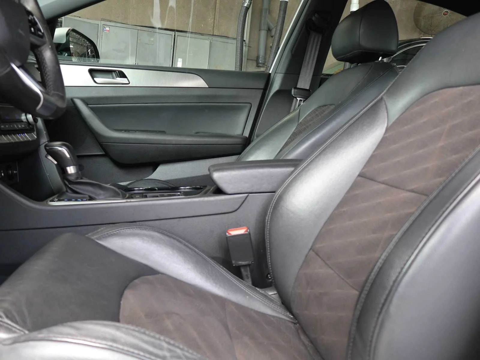 Used 2019 Symphony Silver Hyundai Sport image 11