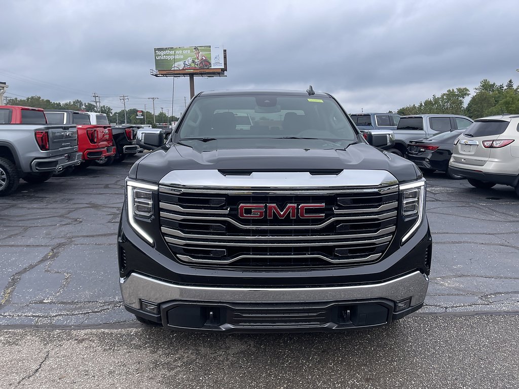 2026 GMC Sierra 1500 SLT - Photo 2
