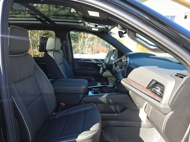 2026 Chevrolet Suburban Premier - Photo 6
