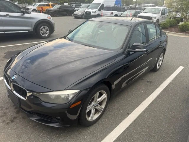 Used 2015 Black BMW 328i xDrive image 3