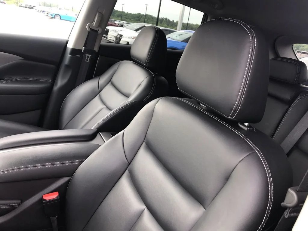 Used 2024 Gray Nissan SV image 11