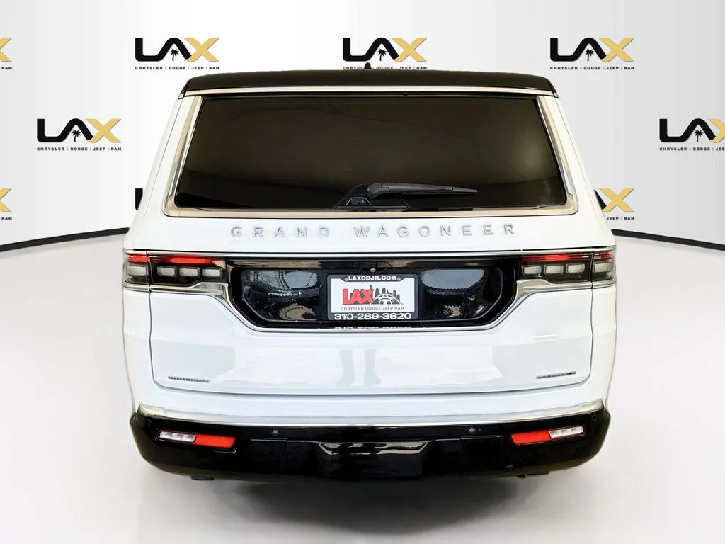 Used 2023 White Jeep Series II image 6