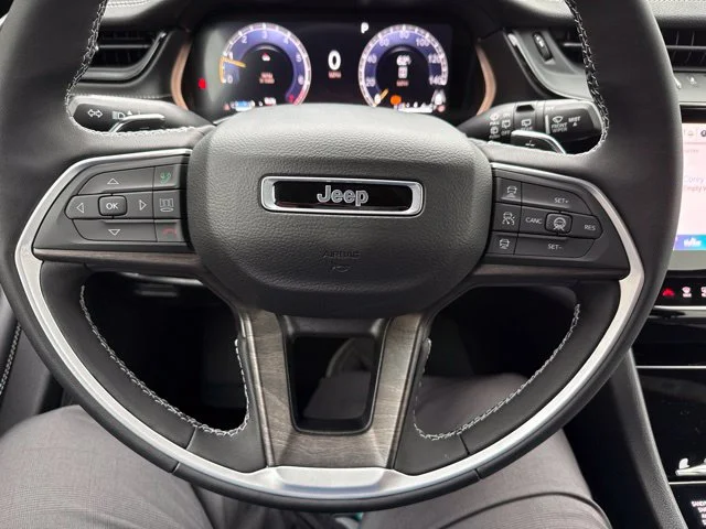 New 2027 Black Jeep Limited image 20